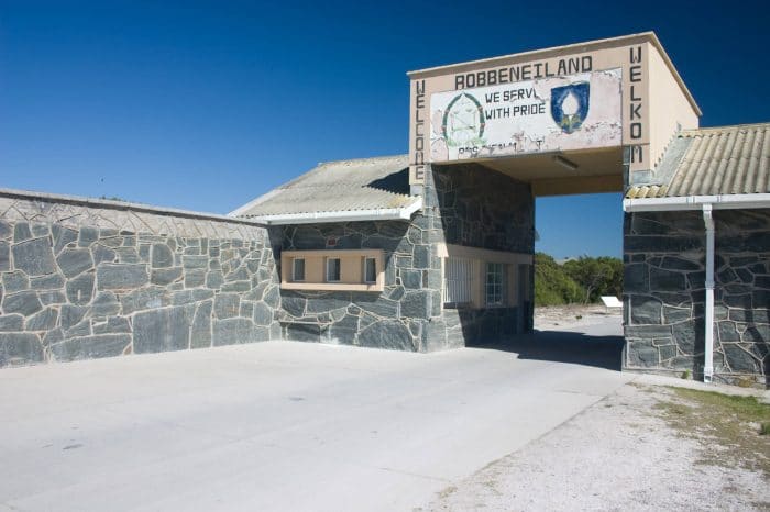 Private Robben Island / Table Mountain Day Tour